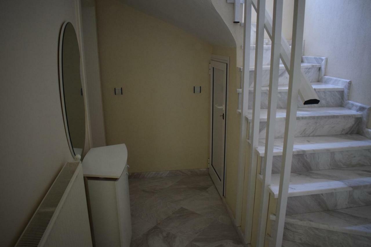 Villa Close To The Beach Ormos Panagias Exterior foto
