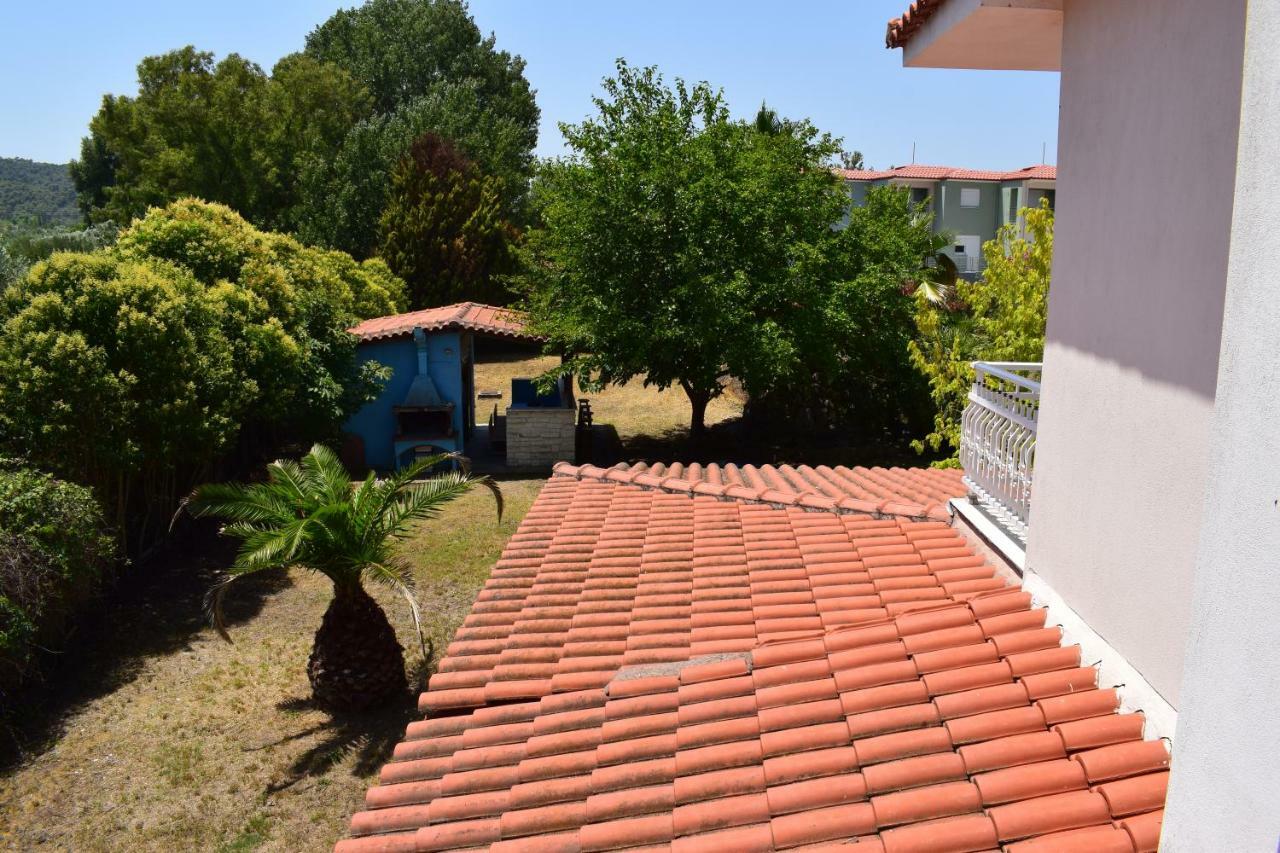 Villa Close To The Beach Ormos Panagias Exterior foto