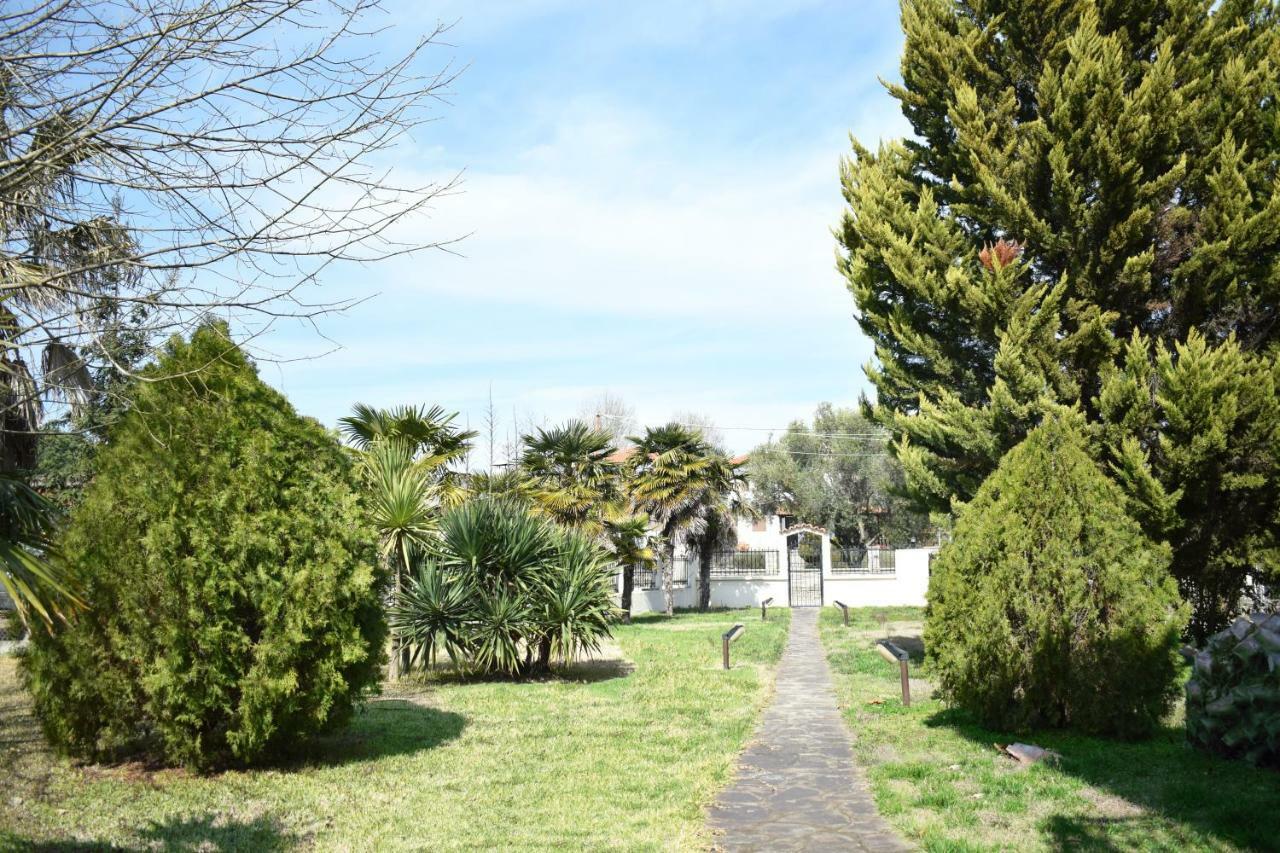 Villa Close To The Beach Ormos Panagias Exterior foto